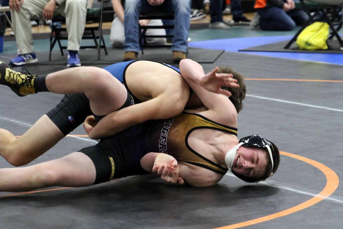 Manstedt Wrestling Invite (66).JPG
